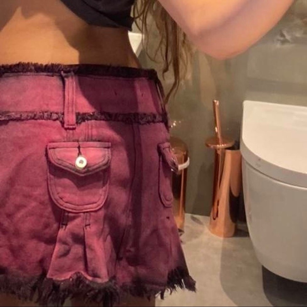 I am Gia pink skylar skirt